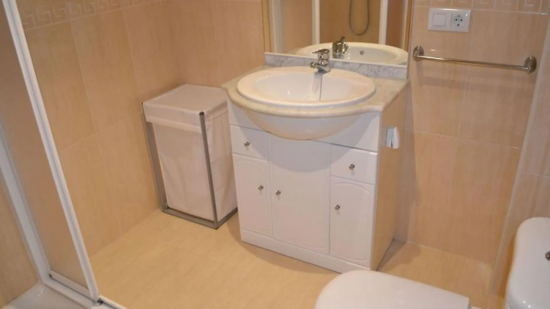 Apartment In Llanca, Girona 103573 By Mo Rentals Hiszpania
